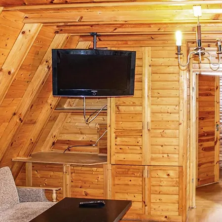 Holiday home Ulsloneczna *